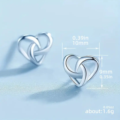 Hartjes oorbellen – Verstrengelde liefde